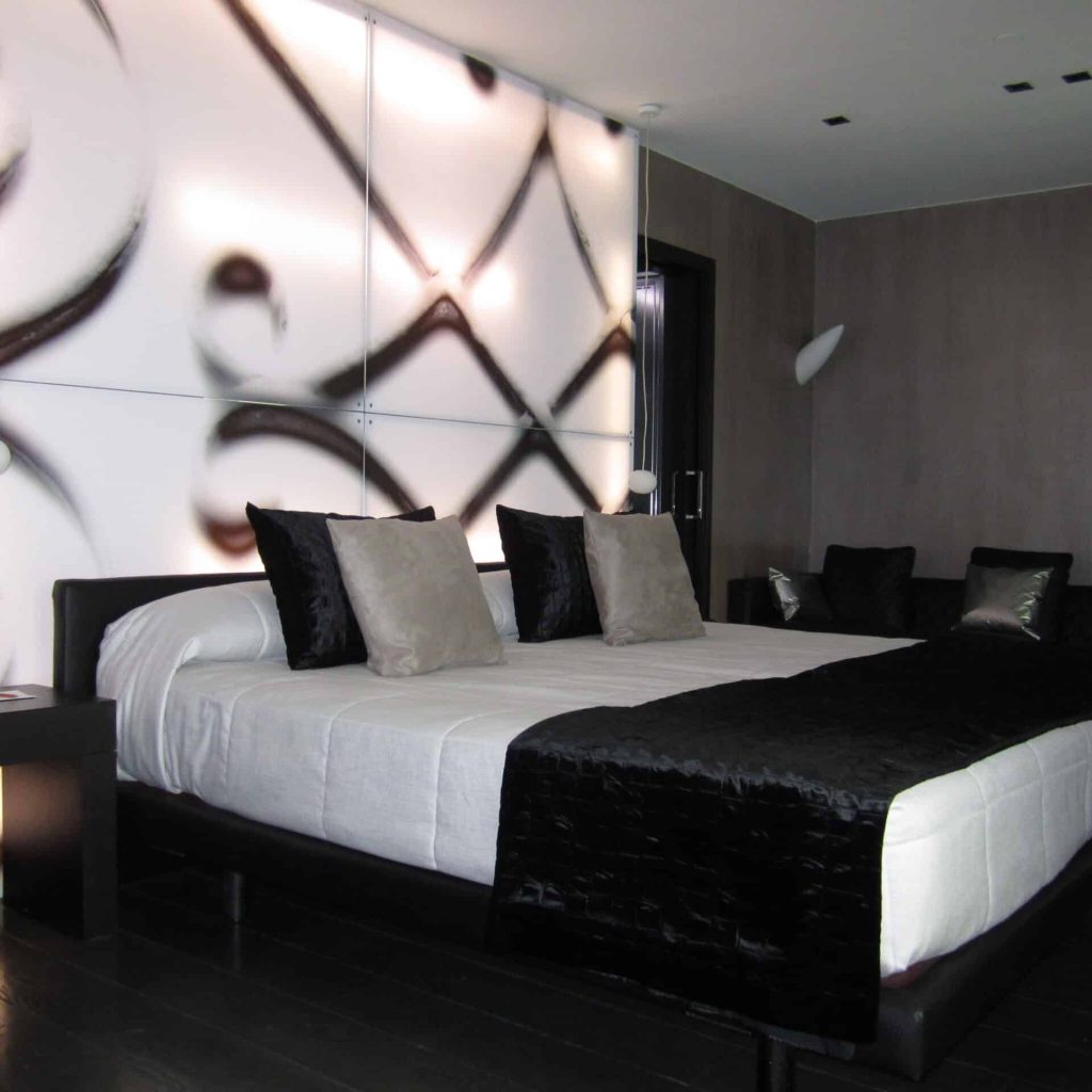 SUITE_1